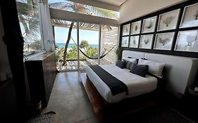 Tulum Beachfront Villa I'Ik By Casa Xuul Tulum