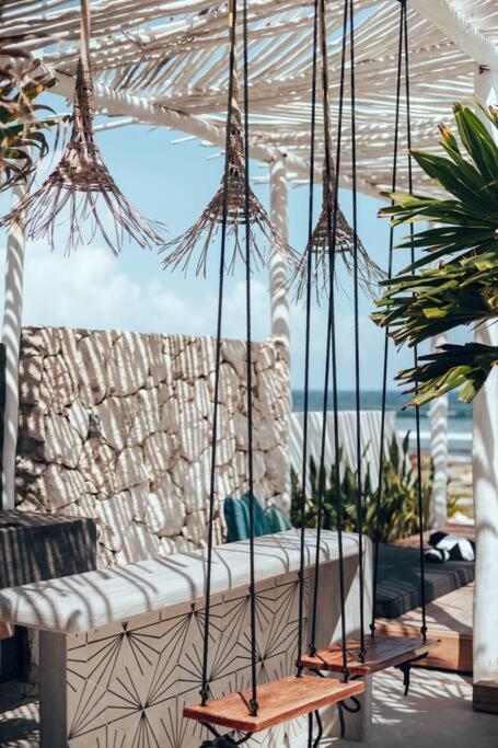 Tulum Beachfront Villa I'Ik By Casa Xuul Tulum Exterior photo